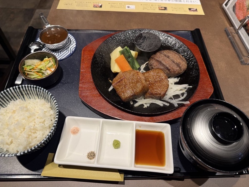 神田駅ごはん屋おすすめ ハンバーグ かしわ野の宮崎牛100%ハンバーグ（神田駅徒歩30秒）